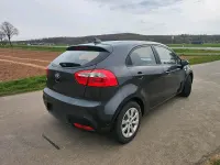 Usata Kia Rio 85 CV (62 kW) 2014 Grigio Utilitaria
