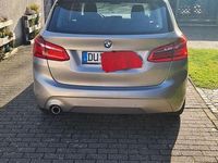 Gebraucht BMW 225 iPerformance 224 PS (164 kW) 2021 Silber Van / Kleinbus