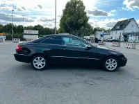 Gebraucht Mercedes CLK240 170 PS (125 kW) 2004 Schwarz Coupé