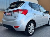 Gebraucht Hyundai ix20 116 PS (85 kW) 2016 Silber Kleinwagen