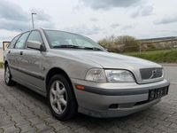 Gebraucht Volvo V40 140 PS (102 kW) 1997 Silber Kombi