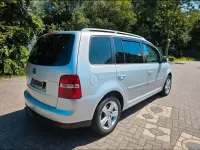 Gebraucht VW Touran Highline 140 PS (102 kW) 2004 Silber Van / Kleinbus