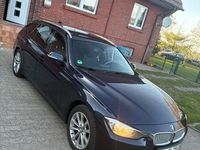 Gebraucht BMW 318 143 PS (105 kW) 2013 Blau Kombi