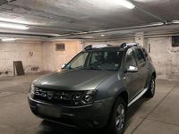 Gebraucht Dacia Duster 106 PS (77 kW) 2015 Grün SUV