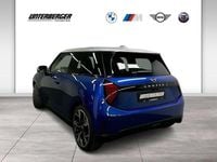 Gebraucht Mini Cooper SE Favoured 160 kW (218 PS) 2024 Blazing blue met. Kleinwagen