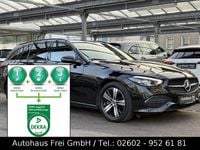 Gebraucht Mercedes C200 Avantgarde 184 PS (135 kW) 2022 Obsidianschwarz Kombi