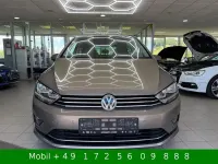 Gebraucht VW Golf Sportsvan Allstar 150 PS (110 kW) 2016 Gold Van / Kleinbus