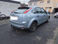 Gebraucht Ford Focus 100 PS (73 kW) 2005 Blau Limousine