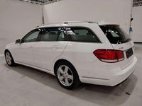 Gebraucht Mercedes E350 252 PS (185 kW) 2014 Polarweiss  unilack Kombi