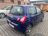 Gebraucht Renault Twingo Initiale Paris 75 PS (55 kW) 2013 Violett Kleinwagen