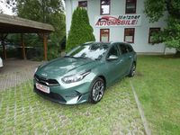 Neu Kia Ceed Sportswagon 140 PS (102 kW) 2025 Grün Kombi