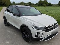 Second-hand VW T-Roc Style 101 CP (74 kW) 2024 Gri SUV