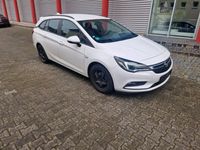 gebraucht Opel Astra Sports Tourer Selection