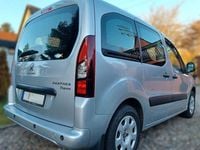 Gebraucht Peugeot Partner Tepee Active 98 PS (72 kW) 2017 Silber Van / Kleinbus