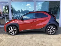 Gebraucht Toyota Aygo X Team 72 PS (52 kW) 2024 Chili red / night sky black SUV