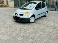 Używany Renault Modus 75 KM (55 kW) 2005 Srebrny Minivan