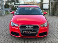 Gebraucht Audi A1 Attraction 122 PS (89 kW) 2011 Rot Limousine