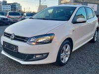 Gebraucht VW Polo Life 69 PS (50 kW) 2013 Weiß Kleinwagen