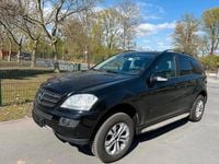 Gebraucht Mercedes ML320 260 PS (191 kW) 2007 Schwarz SUV