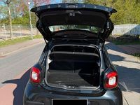 Second-hand Smart ForFour 71 CP (52 kW) 2019 Negru Hatchback