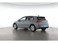 Gebraucht VW Golf VIII Life 150 PS (110 kW) 2025 Mondsteingrau Limousine