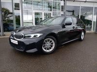 Gebraucht BMW 320 M Sport 190 PS (139 kW) 2023 Black sapphire metallic Kombi