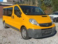 Gebraucht Opel Vivaro 114 PS (83 kW) 2009 Maisgelb Van / Kleinbus