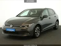 Usata VW Golf VIII Active 150 CV (110 kW) 2023 Grigio Berlina