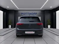 Gebraucht VW Golf VIII Active 150 PS (110 kW) 2023 Delfingrau metallic Limousine