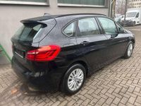 Gebraucht BMW 218 Active Tourer Advantage 140 PS (102 kW) 2019 Schwar ii Van / Kleinbus