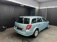 Używany Opel Astra 90 KM (66 kW) 2009 Niebieski Kombi