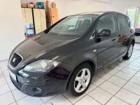 Używany Seat Altea Copa 105 KM (77 kW) 2012 Czarny Sedan/Limuzyna