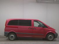 Gebraucht Mercedes Vito 136 PS (100 kW) 2012 Hibiskusrot Van