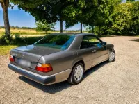 Gebraucht Mercedes 300 179 PS (131 kW) 1988 Braun Coupé
