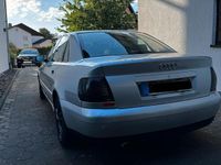 Gebraucht Audi A4 Basis 125 PS (91 kW) 2000 Schwarz Limousine