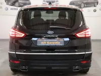 Gebraucht Ford S-MAX Vignale 190 PS (139 kW) 2022 Schwarz Van / Kleinbus