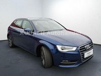 Gebraucht Audi A3 Ambiente 150 PS (110 kW) 2016 Blau Limousine