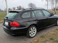 Gebraucht BMW 320 Sport Line 177 PS (130 kW) 2010 Schwarz Kombi