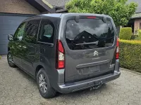 Gebraucht Citroën Berlingo SELECTION 99 PS (72 kW) 2017 Grau Van / Kleinbus