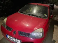 Gebraucht Renault Clio II Dynamique 86 PS (63 kW) 2005 Rot Limousine