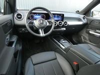 Gebraucht Mercedes GLB200 150 PS (110 kW) 2025 Hightech silber SUV