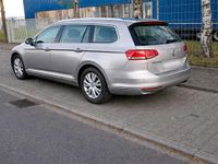 Gebraucht VW Passat 120 PS (88 kW) 2015 Silber Kombi