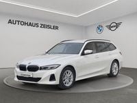 Gebraucht BMW 330e Sport Line 184 PS (135 kW) 2024 Mineralweiß Kombi