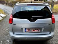 Gebraucht Peugeot 5008 Allure 150 PS (110 kW) 2016 Silber Van / Kleinbus