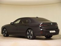 Gebraucht BMW 740 M Sport 286 PS (210 kW) 2025 Schwarz Limousine