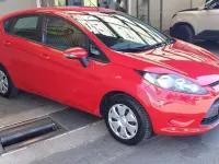 Gebraucht Ford Fiesta Trend 60 PS (44 kW) 2010 Rot Limousine