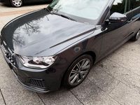 Gebraucht Audi A1 Sportback Advanced Plus 116 PS (85 kW) 2019 Grau Kleinwagen