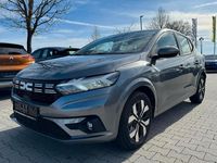 Gebraucht Dacia Sandero Expression 91 PS (66 kW) 2025 Grau Limousine