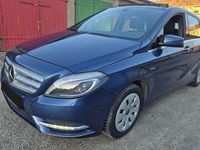 Gebraucht Mercedes B180 122 PS (89 kW) 2012 Blau Van / Kleinbus