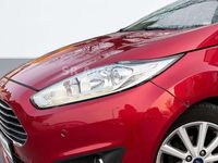 Gebraucht Ford Fiesta Titanium 101 PS (74 kW) 2017 Red candy/candy red Kleinwagen